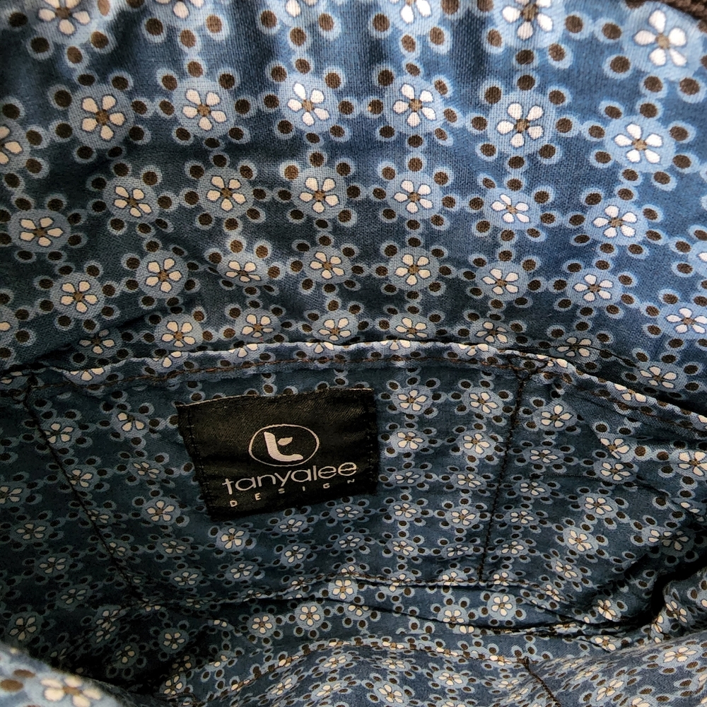 Tanyalee Quilted Shoulder Bag With Photo Pocket Slots - Picture 3 of 3
